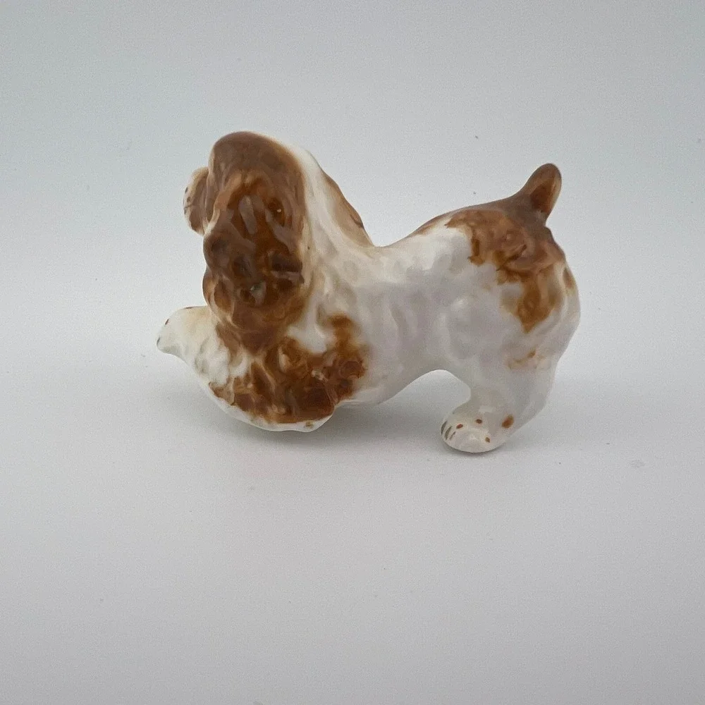 Glossy‎ Brown & White Spaniel Dog Figurine Play Stance 2 Inch Ceramic Puppy